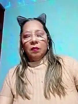 Snapshot of MATTHEW_MRANDA chatting on September 2025 12:10:01 AM MATTHEW MRANDA online show from September 2025 12:10:01 AM