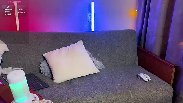 Adam misti online show from December 2024 02:57:02 PM