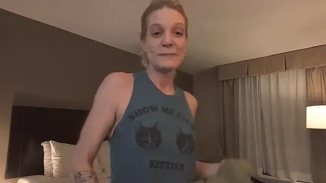 Snapshot of AddieAssets chatting on January 2025 05:51:02 AM AddieAssets online show from January 2025 05:51:02 AM