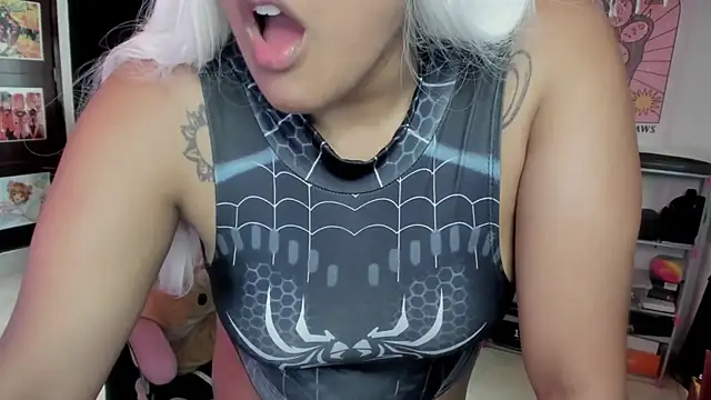 Snapshot of pawmistry chatting on February 2025 07:27:02 PM pawmistry online show from February 2025 07:27:02 PM