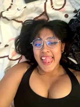 Snapshot of pawmistry chatting on September 2025 07:47:01 PM pawmistry online show from September 2025 07:47:01 PM