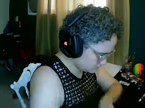 Snapshot of lolalicious_7583 chatting on February 2026 04:46:02 PM lolalicious 7583 online show from February 2026 04:46:02 PM