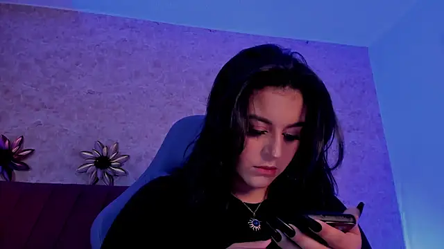 Snapshot of LorenaStevens chatting on October 2025 12:49:02 PM LorenaStevens online show from October 2025 12:49:02 PM