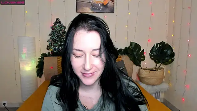 Snapshot of adell_berry chatting on December 2024 04:53:02 AM adell berry online show from December 2024 04:53:02 AM