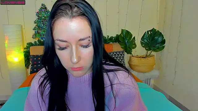 Snapshot of adell_berry chatting on January 2025 04:41:01 AM adell berry online show from January 2025 04:41:01 AM