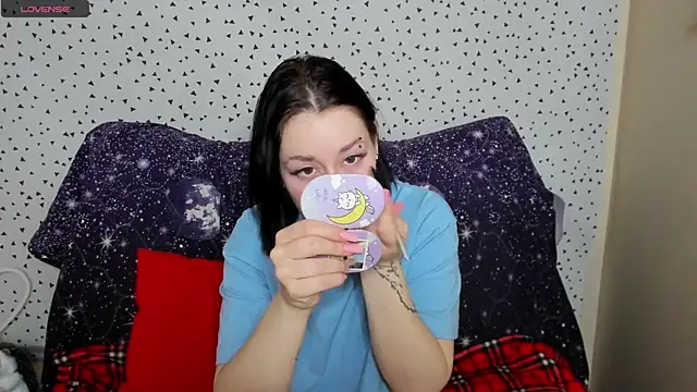 Snapshot of adell_berry chatting on February 2025 01:49:02 AM adell berry online show from February 2025 01:49:02 AM