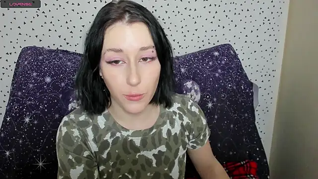 Snapshot of adell_berry chatting on February 2025 05:40:02 AM adell berry online show from February 2025 05:40:02 AM