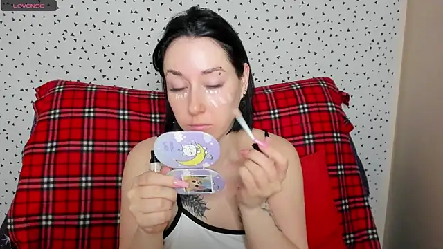 Snapshot of adell_berry chatting on February 2025 01:56:01 AM adell berry online show from February 2025 01:56:01 AM