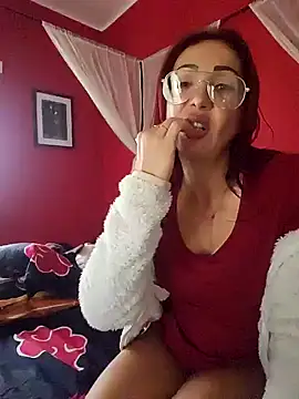 Snapshot of Carolina_red chatting on December 2024 02:13:02 PM Carolina red online show from December 2024 02:13:02 PM