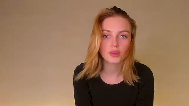 pretty girlnextdoor online show from November 2025 05:08:01 PM