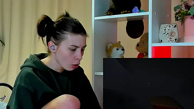 Snapshot of callmetori chatting on December 2024 11:06:02 AM callmetori online show from December 2024 11:06:02 AM