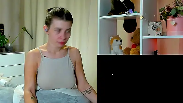 Snapshot of callmetori chatting on December 2024 02:17:02 PM callmetori online show from December 2024 02:17:02 PM