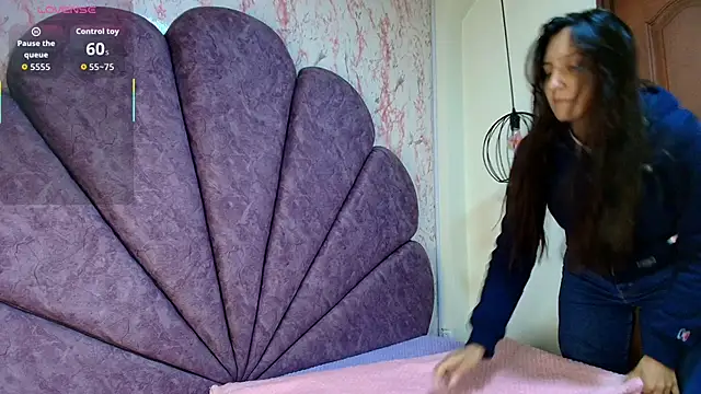  alaia collway  online show from May 2026 12:11:02 PM