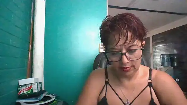 Snapshot of TRISH_MILF chatting on December 2024 06:26:02 PM TRISH MILF online show from December 2024 06:26:02 PM