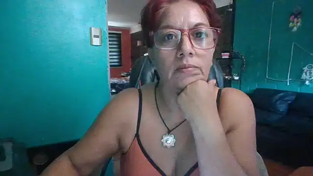 Snapshot of TRISH_MILF chatting on January 2025 06:19:01 PM TRISH MILF online show from January 2025 06:19:01 PM