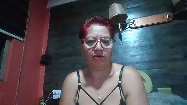 Snapshot of TRISH_MILF chatting on March 2025 09:10:02 AM TRISH MILF online show from March 2025 09:10:02 AM