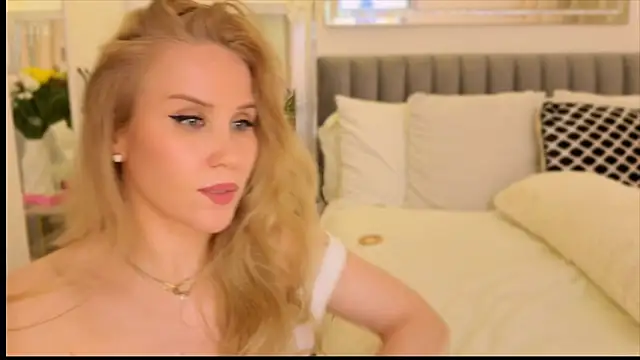 Myassistant online show from February 2025 12:59:01 AM