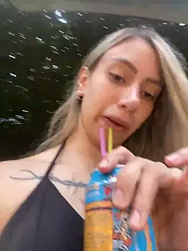 loira messi online show from January 2025 10:08:02 PM