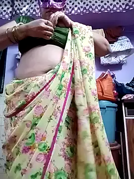 Snapshot of jiyahot1432 chatting on February 2025 05:50:02 PM jiyahot1432 online show from February 2025 05:50:02 PM