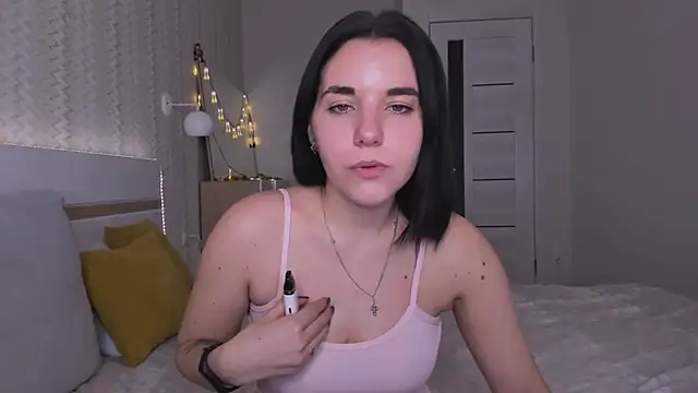 Snapshot of Kate_Ree chatting on January 2025 06:26:01 PM Kate Ree online show from January 2025 06:26:01 PM