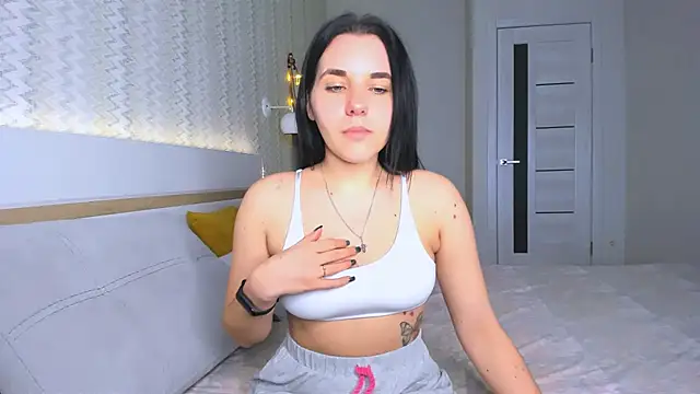 Snapshot of Kate_Ree chatting on January 2025 06:03:02 AM Kate Ree online show from January 2025 06:03:02 AM