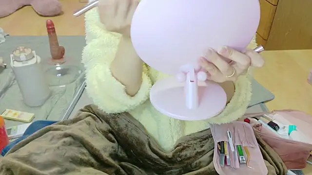 Snapshot of _usya_2525 chatting on November 2025 05:15:02 PM usya 2525 online show from November 2025 05:15:02 PM