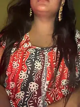 Snapshot of Ayesha_mahi chatting on July 2026 07:28:02 PM Ayesha mahi online show from July 2026 07:28:02 PM
