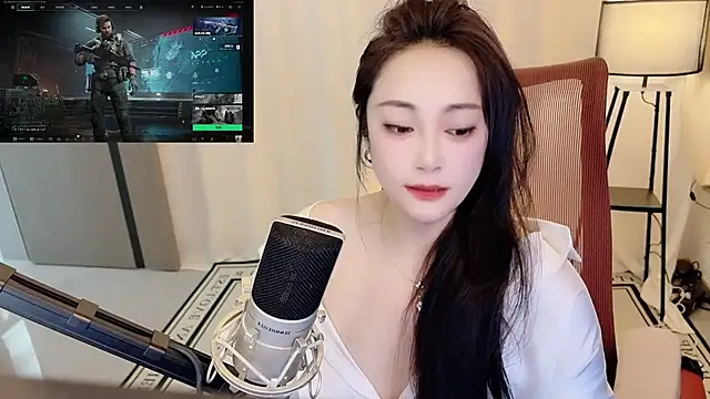 Daisy-77 online show from July 2026 01:39:02 PM