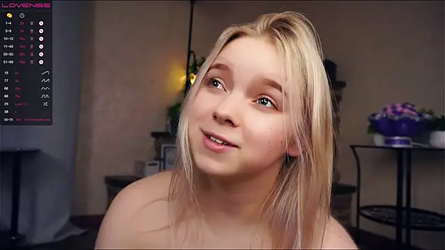 Snapshot of ZaraCreedon chatting on March 2025 01:48:01 AM ZaraCreedon online show from March 2025 01:48:01 AM