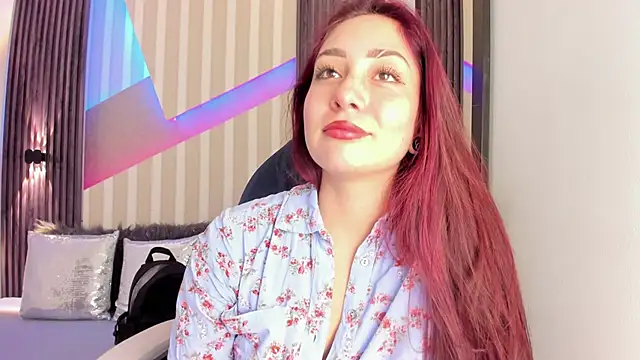 Snapshot of emily_layton chatting on November 2025 03:27:01 PM emily layton online show from November 2025 03:27:01 PM