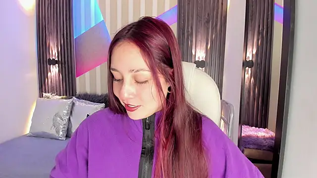 Snapshot of emily_layton chatting on November 2025 02:39:02 PM emily layton online show from November 2025 02:39:02 PM