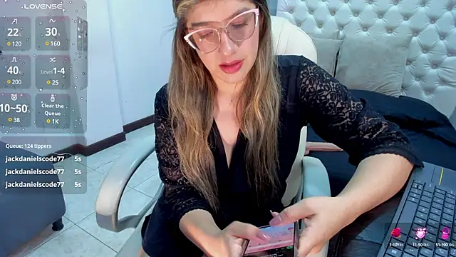 Snapshot of SEXMILLA_ chatting on March 2025 08:48:01 AM SEXMILLA  online show from March 2025 08:48:01 AM