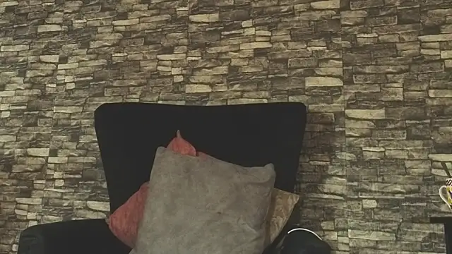 alondrabigtits online show from November 2025 12:04:02 PM