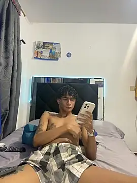 derreck models online show from March 2026 03:25:02 AM