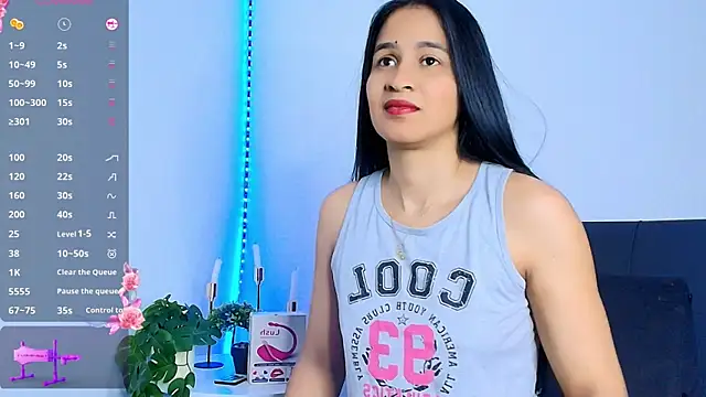 Snapshot of Alba_Olimpo chatting on November 2025 12:15:01 PM Alba Olimpo online show from November 2025 12:15:01 PM