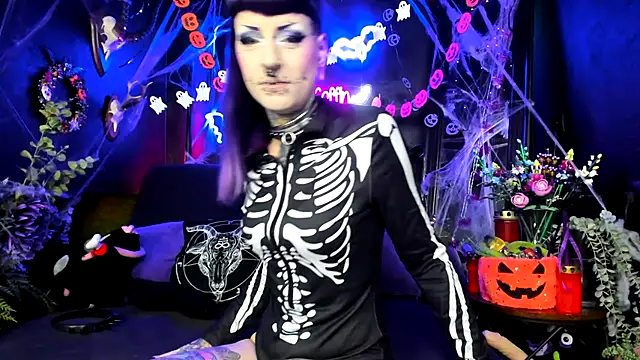 Snapshot of Purple_Coffin666 chatting on October 2025 08:25:01 AM Purple Coffin666 online show from October 2025 08:25:01 AM