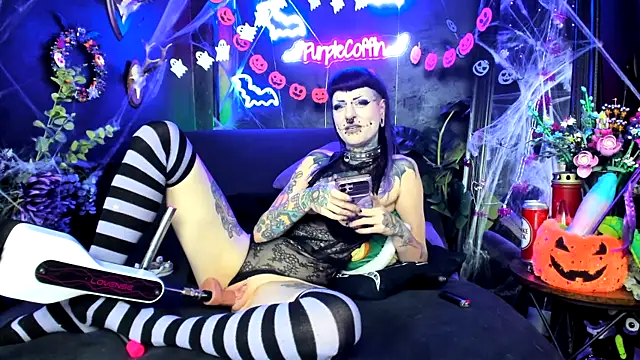 Snapshot of Purple_Coffin666 chatting on November 2025 10:32:02 PM Purple Coffin666 online show from November 2025 10:32:02 PM