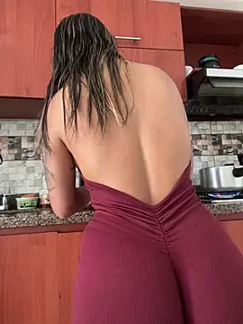 Snapshot of doll_celeste20 chatting on April 2026 04:55:01 PM doll celeste20 online show from April 2026 04:55:01 PM