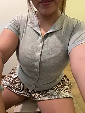 kittyfresita online show from April 2026 05:16:02 PM