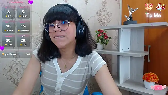 Snapshot of Nataly_Cloud chatting on December 2024 04:52:01 PM Nataly Cloud online show from December 2024 04:52:01 PM