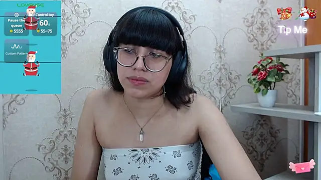 Snapshot of Nataly_Cloud chatting on January 2025 12:41:02 PM Nataly Cloud online show from January 2025 12:41:02 PM