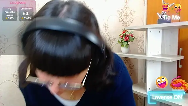 Snapshot of Nataly_Cloud chatting on January 2025 12:49:01 PM Nataly Cloud online show from January 2025 12:49:01 PM