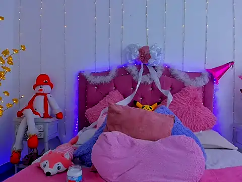 Snapshot of dulcevegga chatting on December 2025 07:07:02 PM dulcevegga online show from December 2025 07:07:02 PM