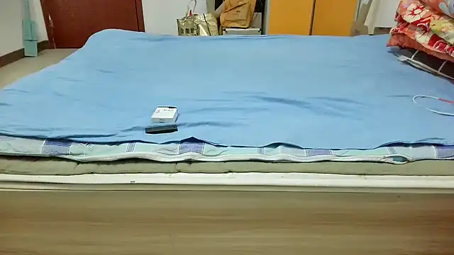 Snapshot of huzi518 chatting on October 2025 10:37:01 AM huzi518 online show from October 2025 10:37:01 AM