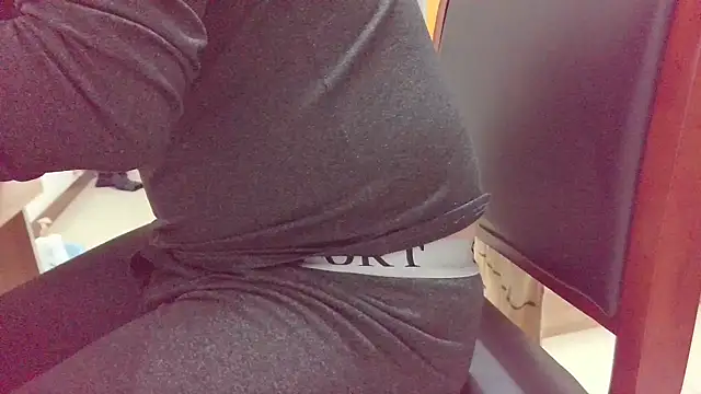 Snapshot of huzi518 chatting on November 2025 12:15:01 PM huzi518 online show from November 2025 12:15:01 PM