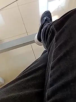 Snapshot of huzi518 chatting on November 2025 07:51:02 AM huzi518 online show from November 2025 07:51:02 AM