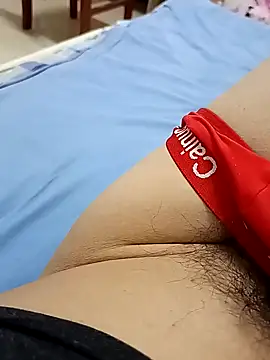 Snapshot of huzi518 chatting on November 2025 07:02:02 PM huzi518 online show from November 2025 07:02:02 PM