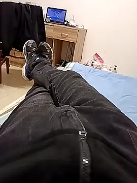 Snapshot of huzi518 chatting on December 2025 09:14:01 AM huzi518 online show from December 2025 09:14:01 AM