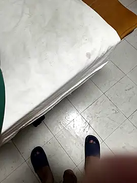 huzi518 online show from February 2026 08:45:01 PM