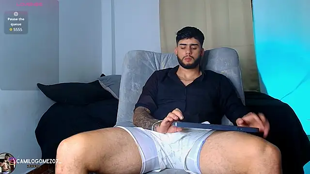 Colt Perci online show from May 2026 09:02:02 PM